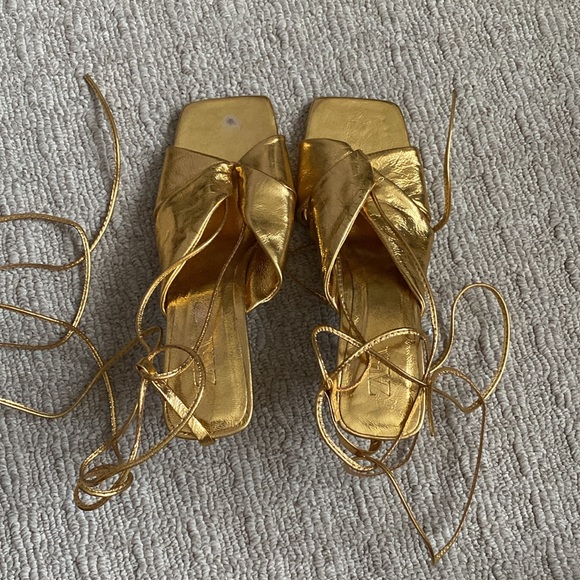 Zara Gold Foil Metallic Leather Ankle Wrap Tie Square Toe Kitten Heel Sandal - Picture 5 of 12